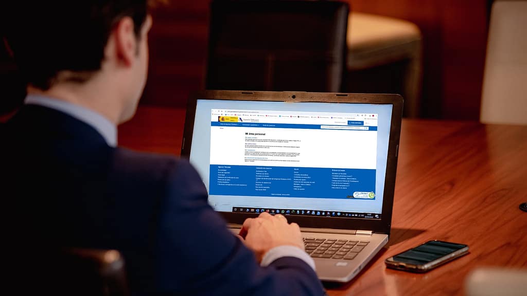 Review AEAT Communications