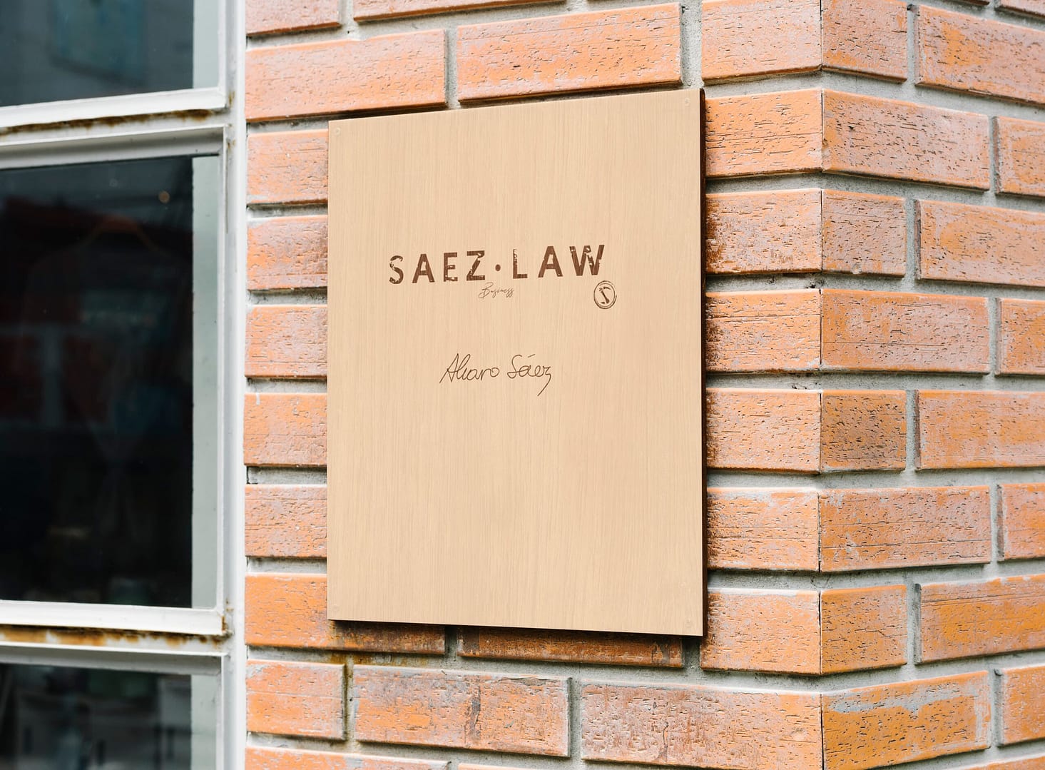 SAEZ.LAW Business